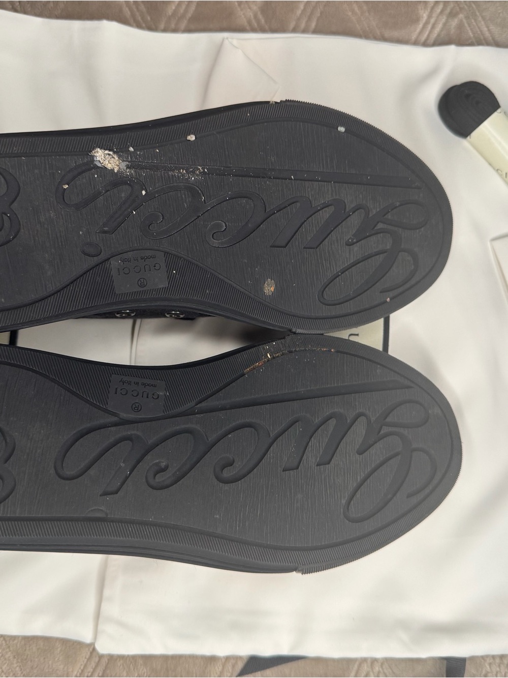 Gucci Black GG Canvas Low-Top Sneakers - Picture 5 of 13